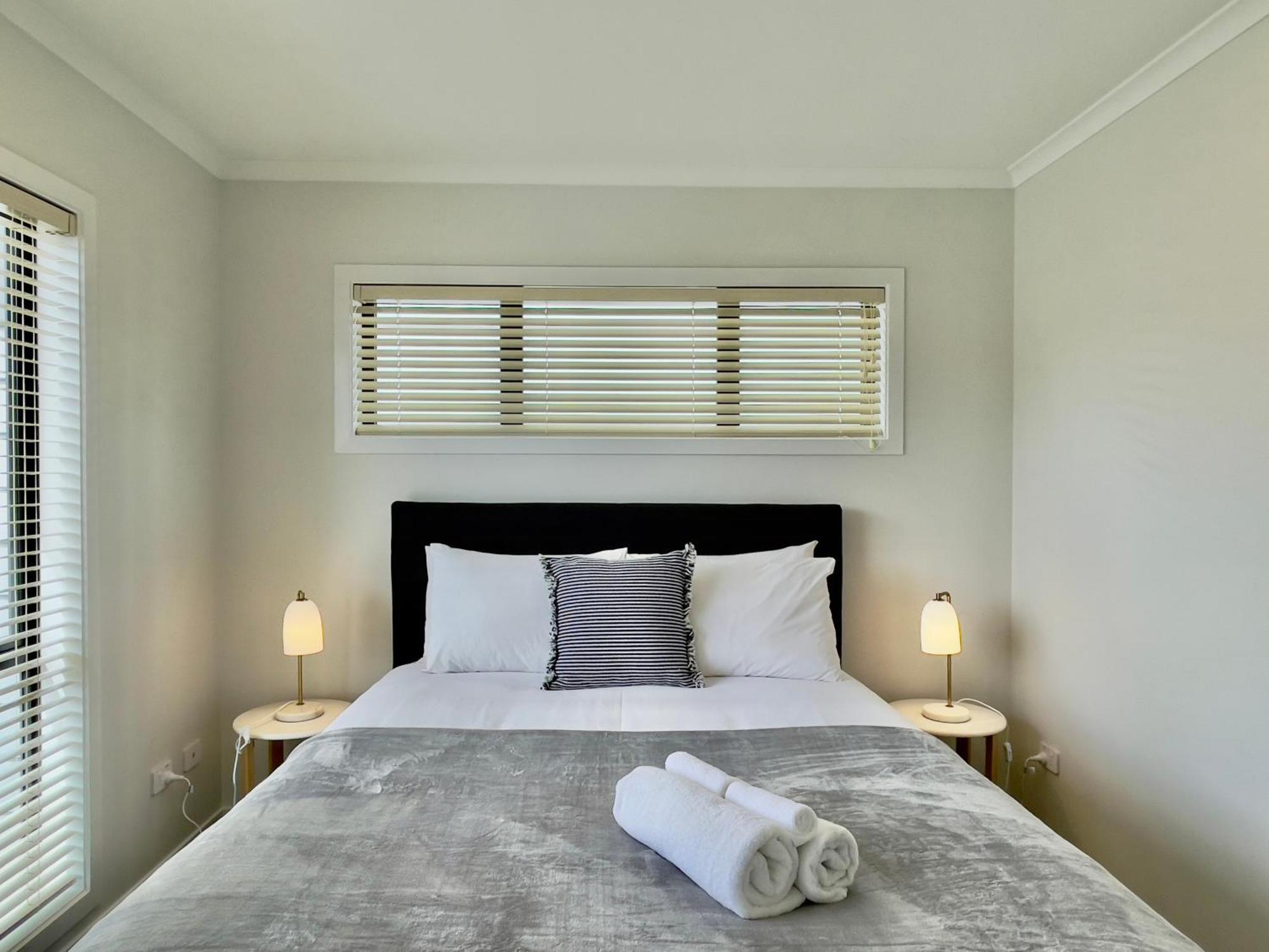 Sky Stars Brand-New Comfortable 3 & 4-Bedroom Houses Auckland Exterior photo