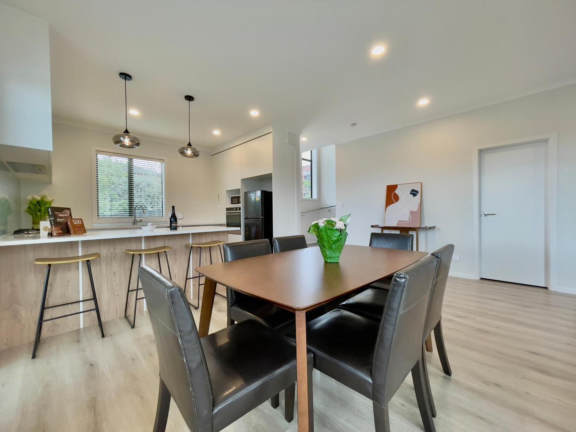 Sky Stars Brand-New Comfortable 3 & 4-Bedroom Houses Auckland Exterior photo