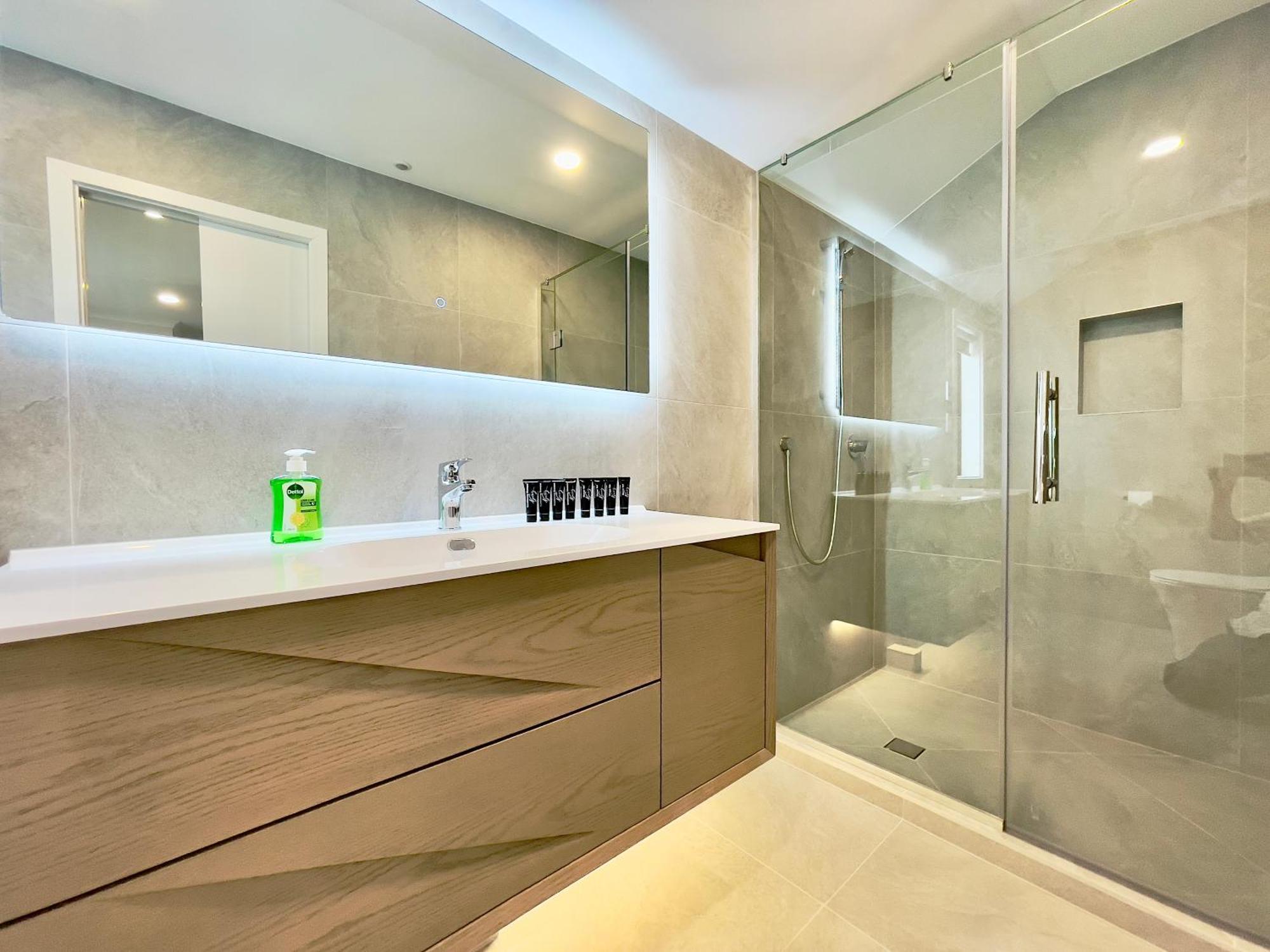 Sky Stars Brand-New Comfortable 3 & 4-Bedroom Houses Auckland Exterior photo